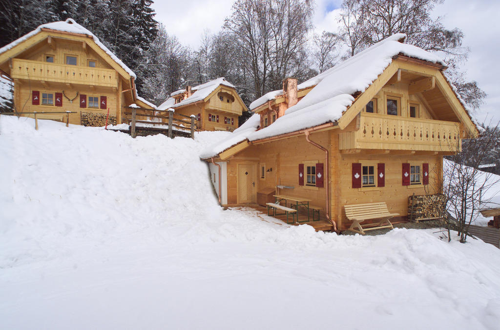 Naturdorf Oberkuehnreit นอยเคียร์เชน อัม โกรสเวเนดิเกอร์ ภายนอก รูปภาพ
