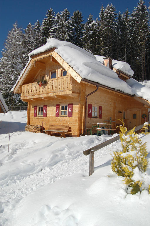 Naturdorf Oberkuehnreit นอยเคียร์เชน อัม โกรสเวเนดิเกอร์ ภายนอก รูปภาพ